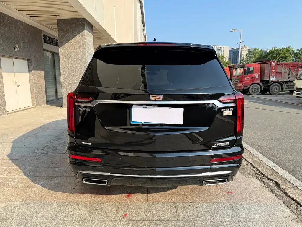 Cadillac XT6 — фото 7