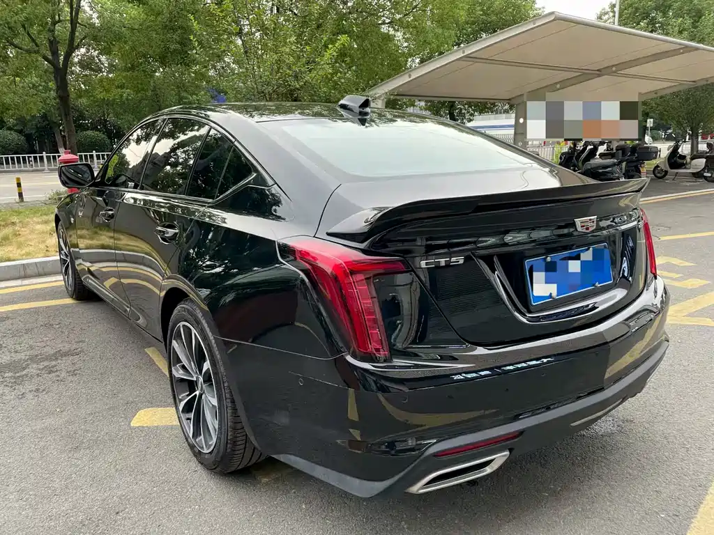 Cadillac CT5 — фото 3