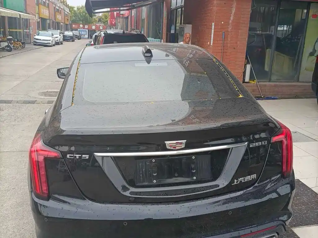 Cadillac CT5 — фото 5