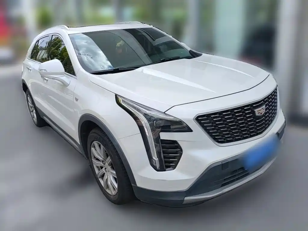 Cadillac XT4 — фото 6