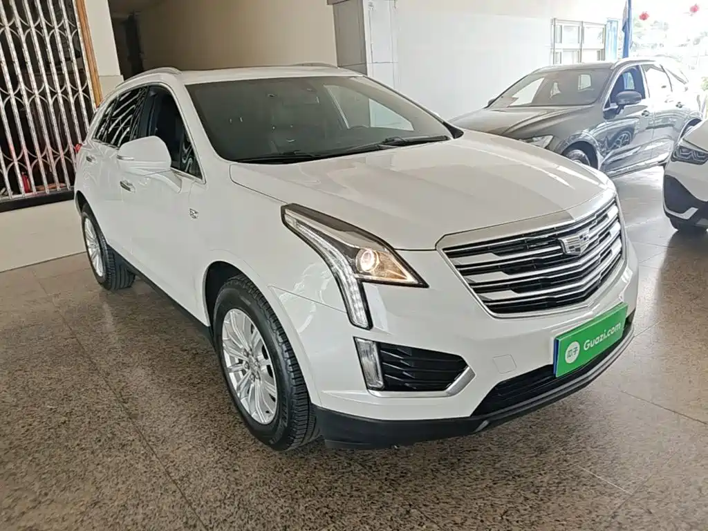 Cadillac XT5 — фото 4