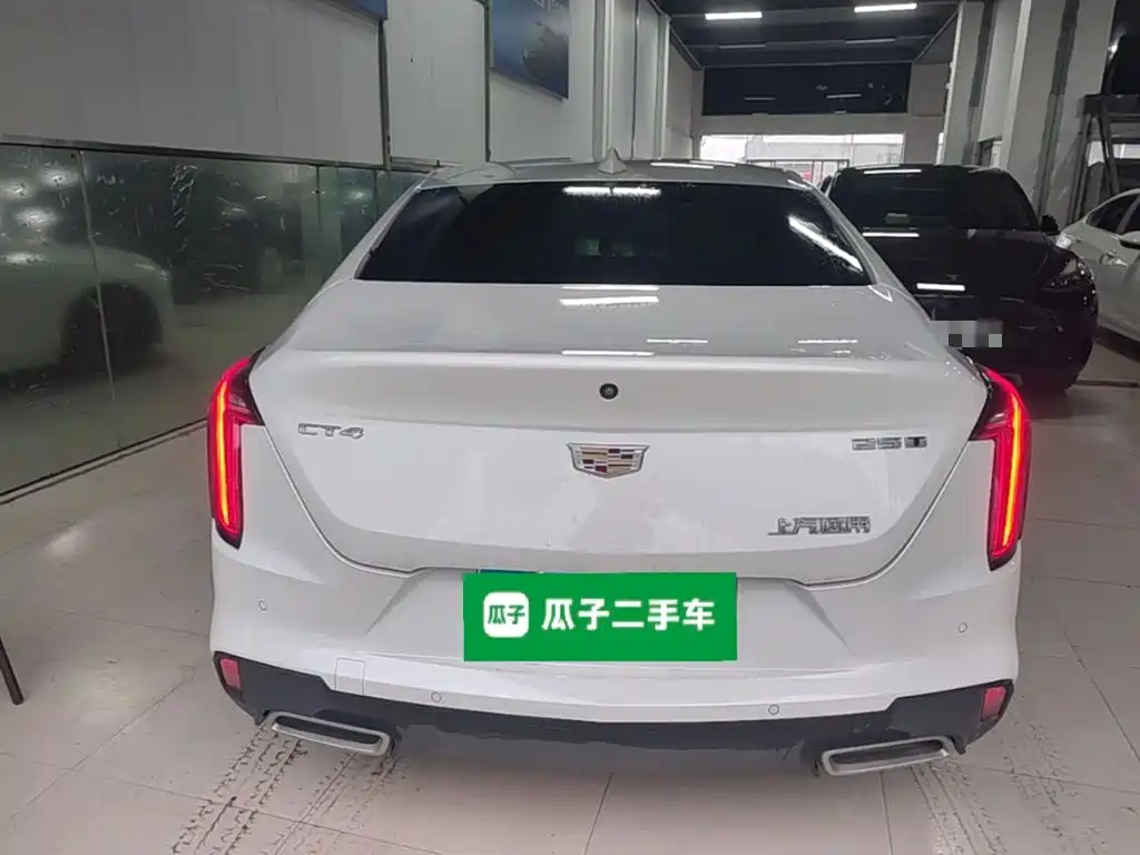 Cadillac CT4 — фото 6