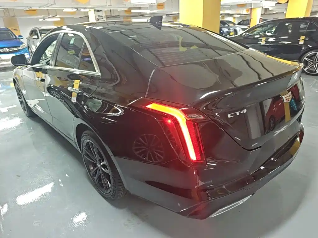 Cadillac CT4 — фото 5