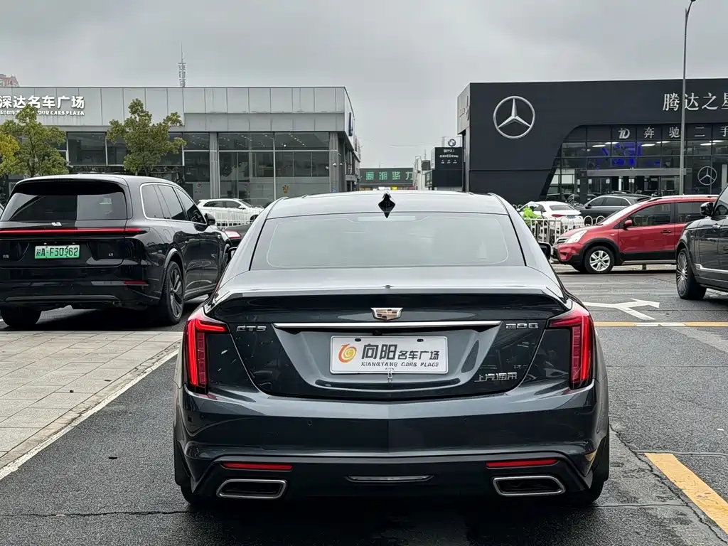 Cadillac CT5 — фото 5