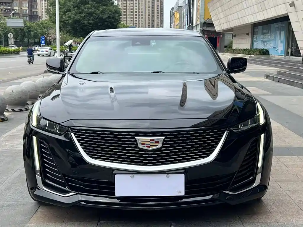 Cadillac CT5 — фото 5