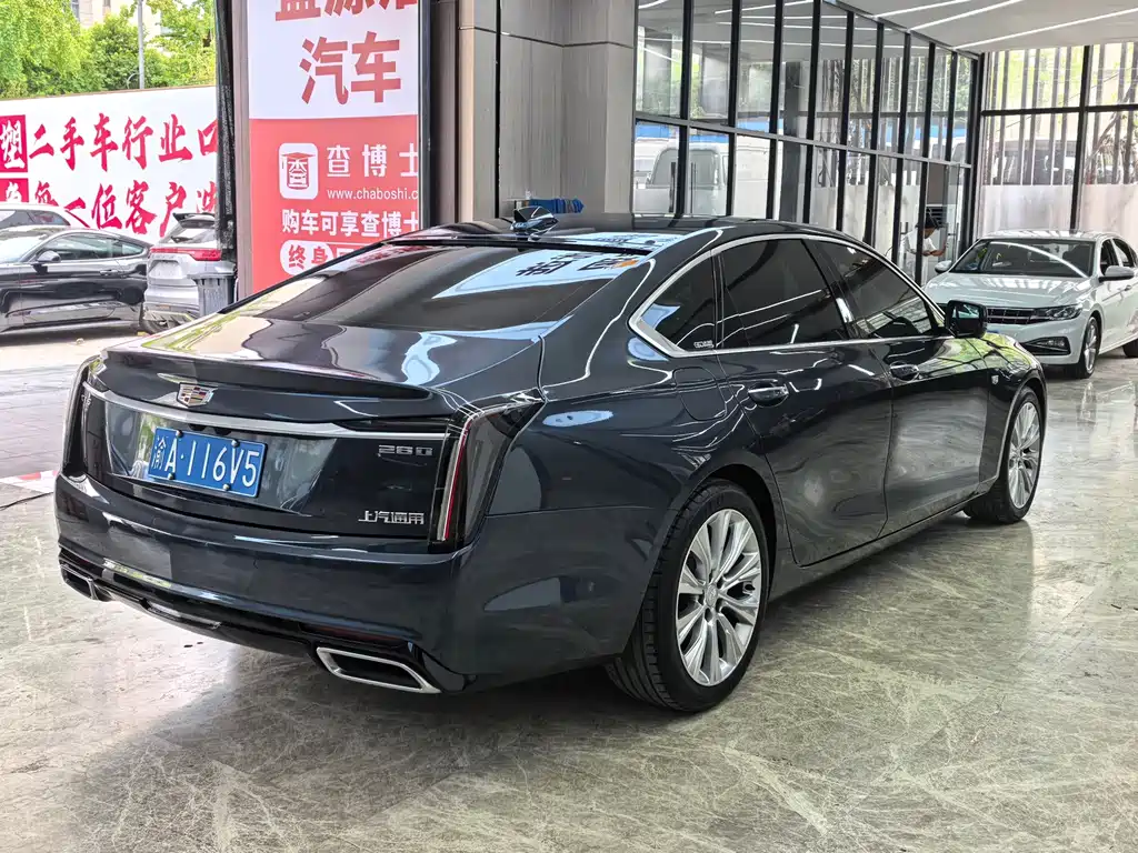 Cadillac CT6 — фото 7