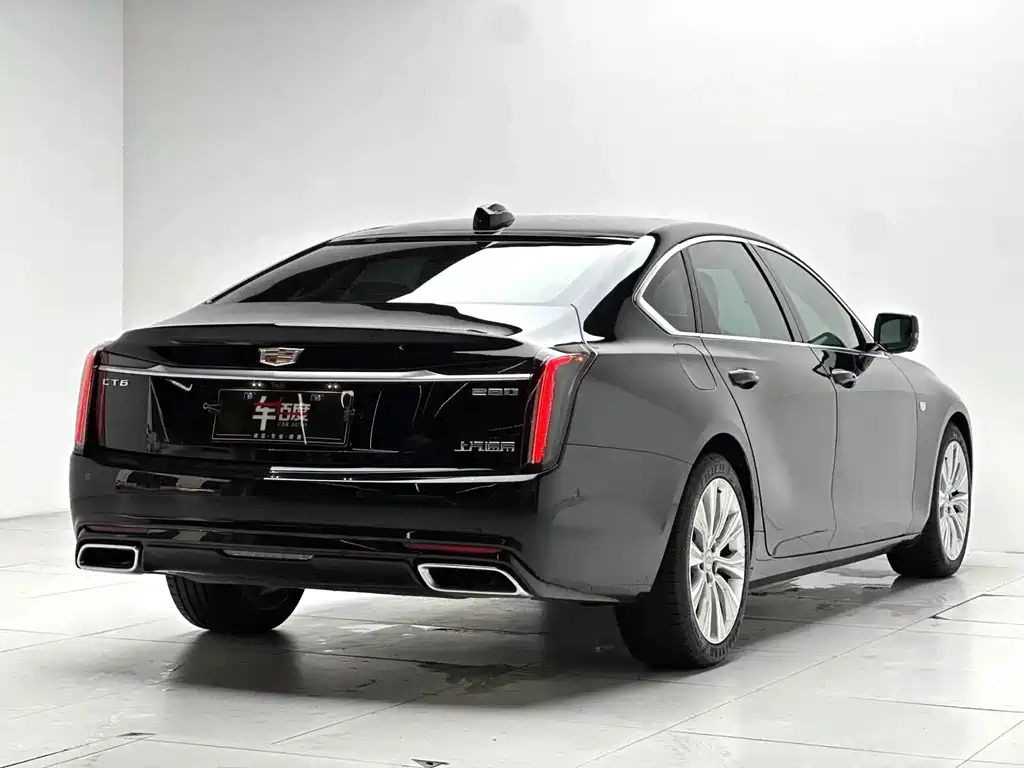 Cadillac CT6 — фото 4