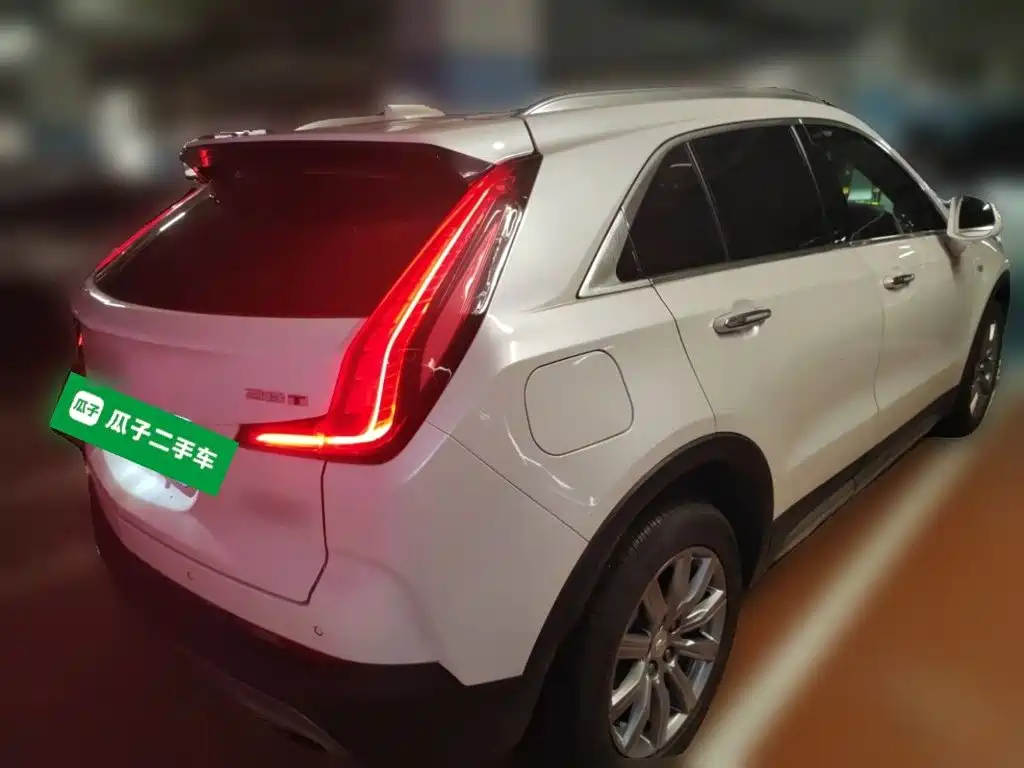 Cadillac XT4 — фото 6