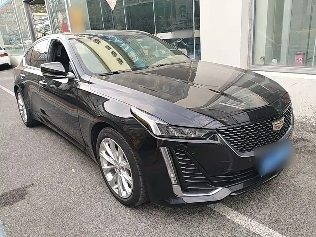 Cadillac CT5 — фото 4