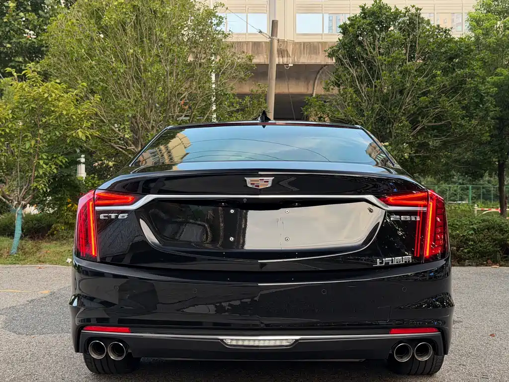 Cadillac CT6 — фото 5