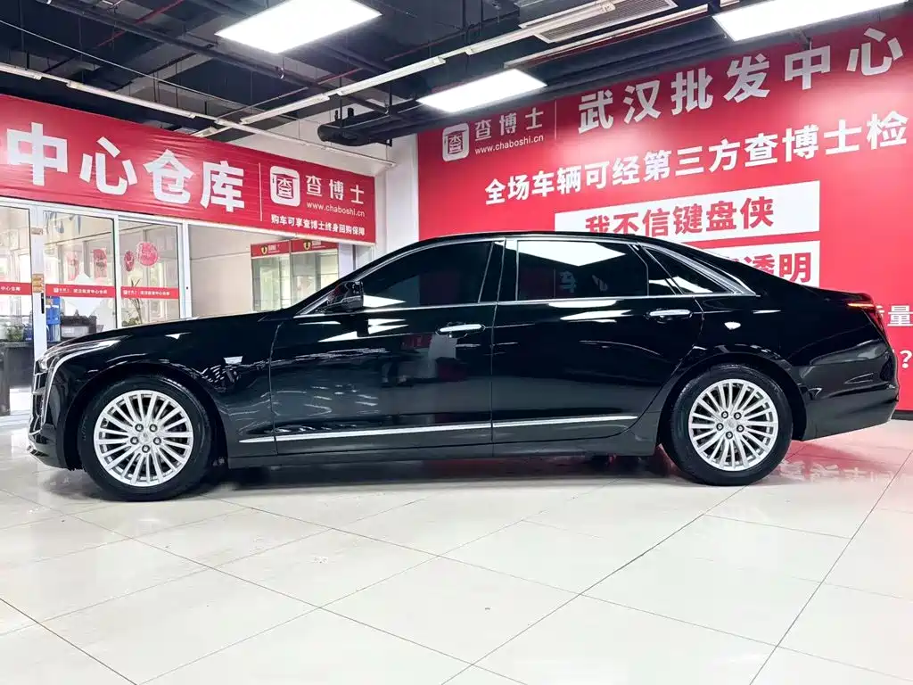 Cadillac CT6 — фото 4
