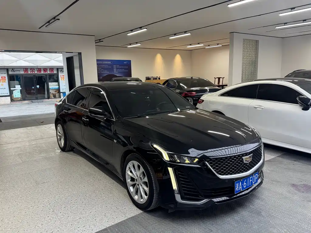 Cadillac CT5 — фото 5