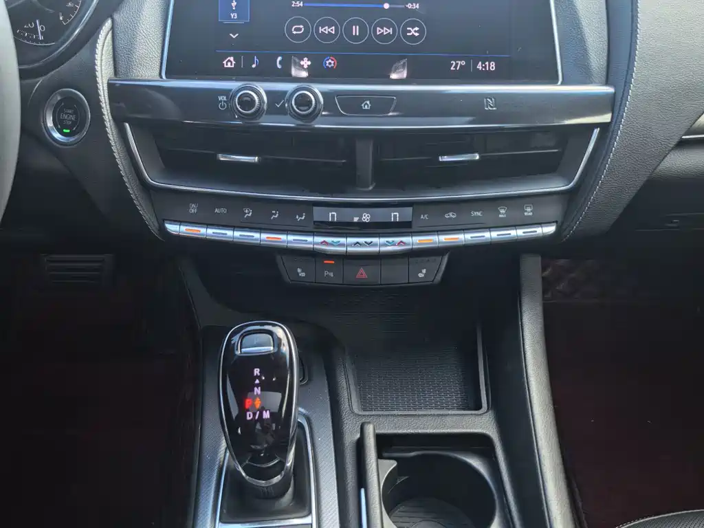 Cadillac CT5 — фото 13