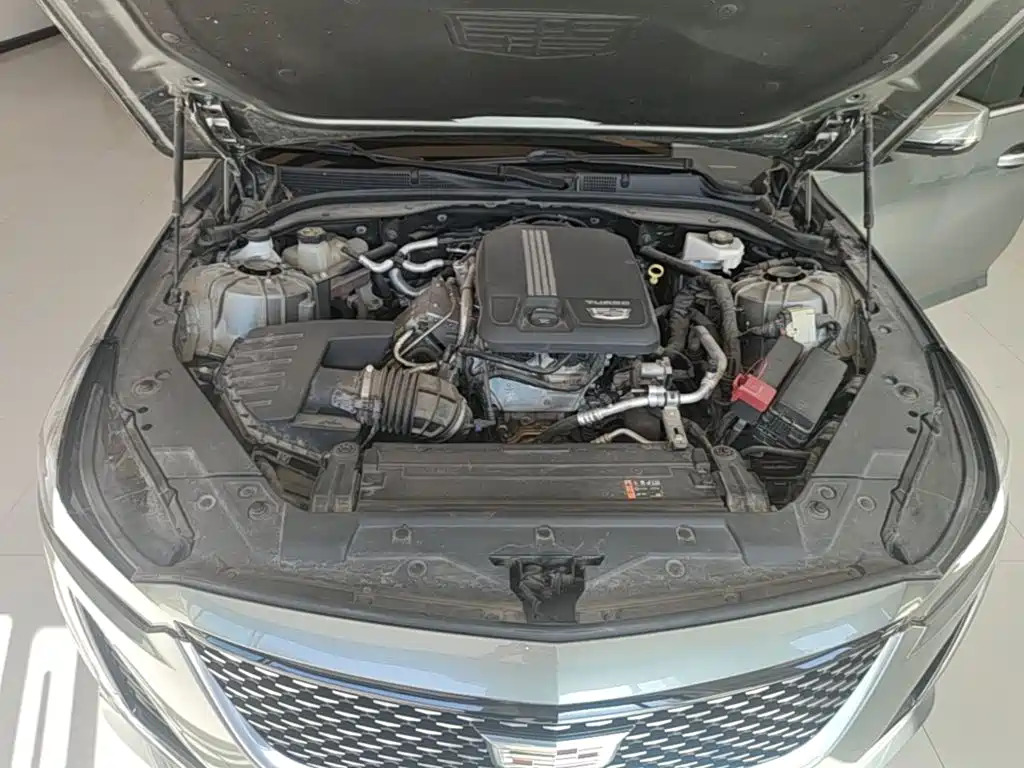 Cadillac CT5 — фото 16