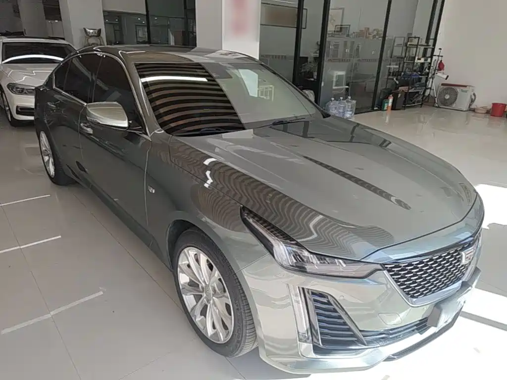 Cadillac CT5 — фото 22