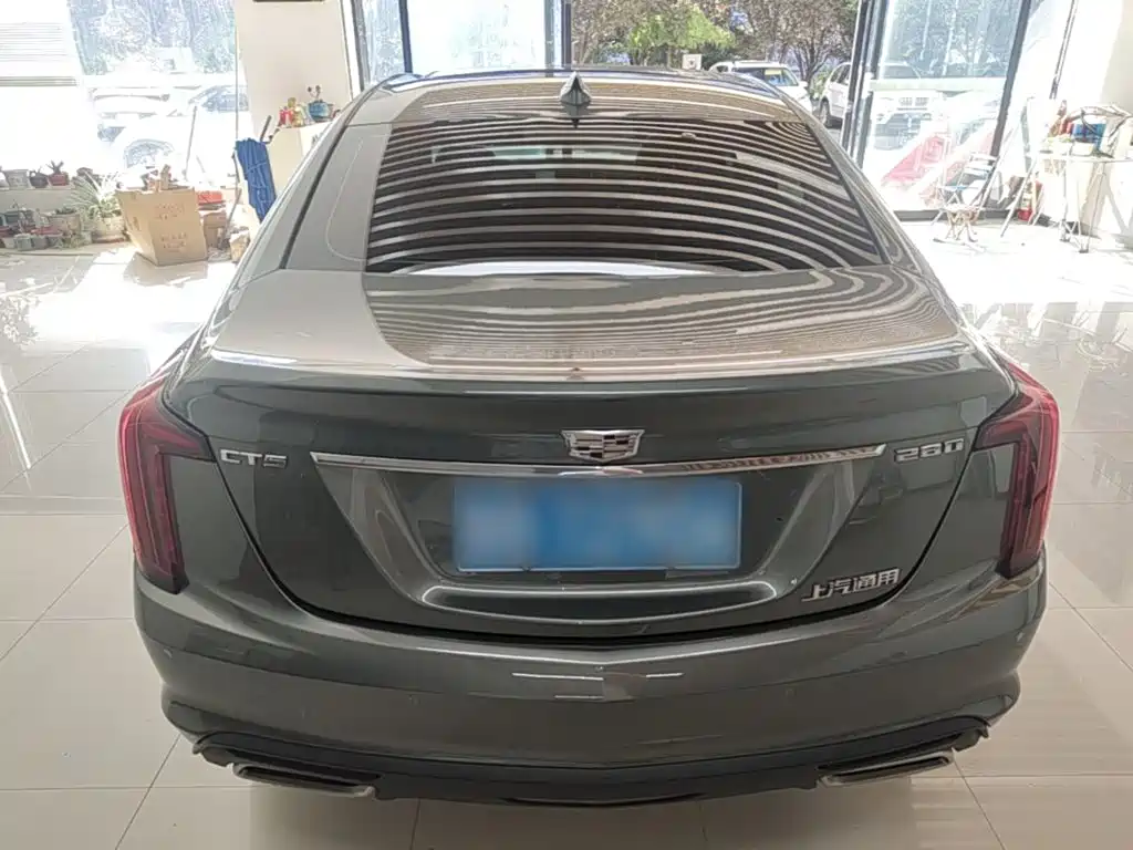 Cadillac CT5 — фото 4