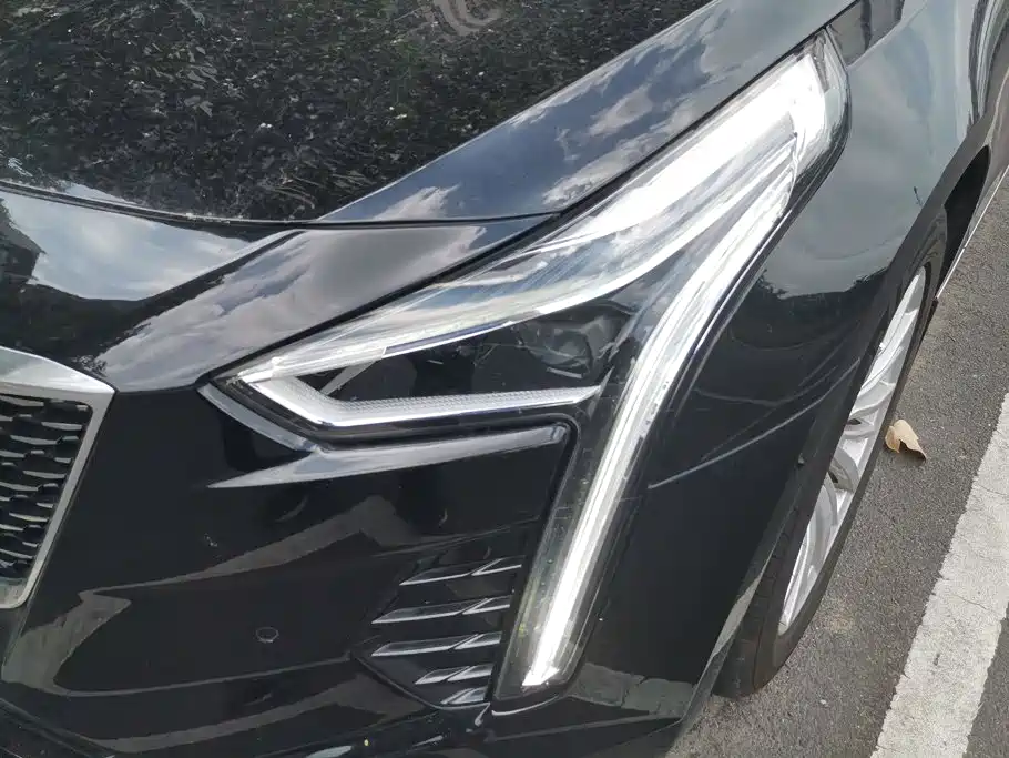 Cadillac CT6 — фото 4