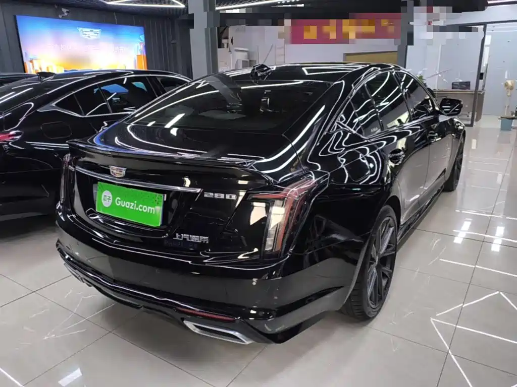 Cadillac CT5 — фото 7