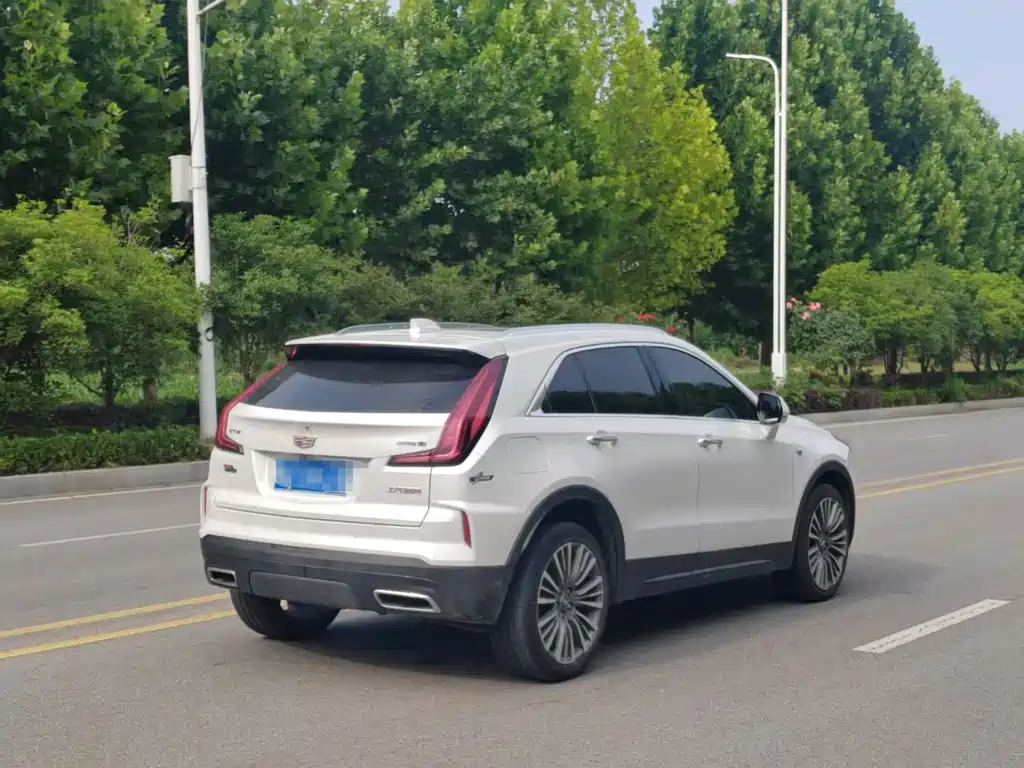 Cadillac XT4 — фото 7
