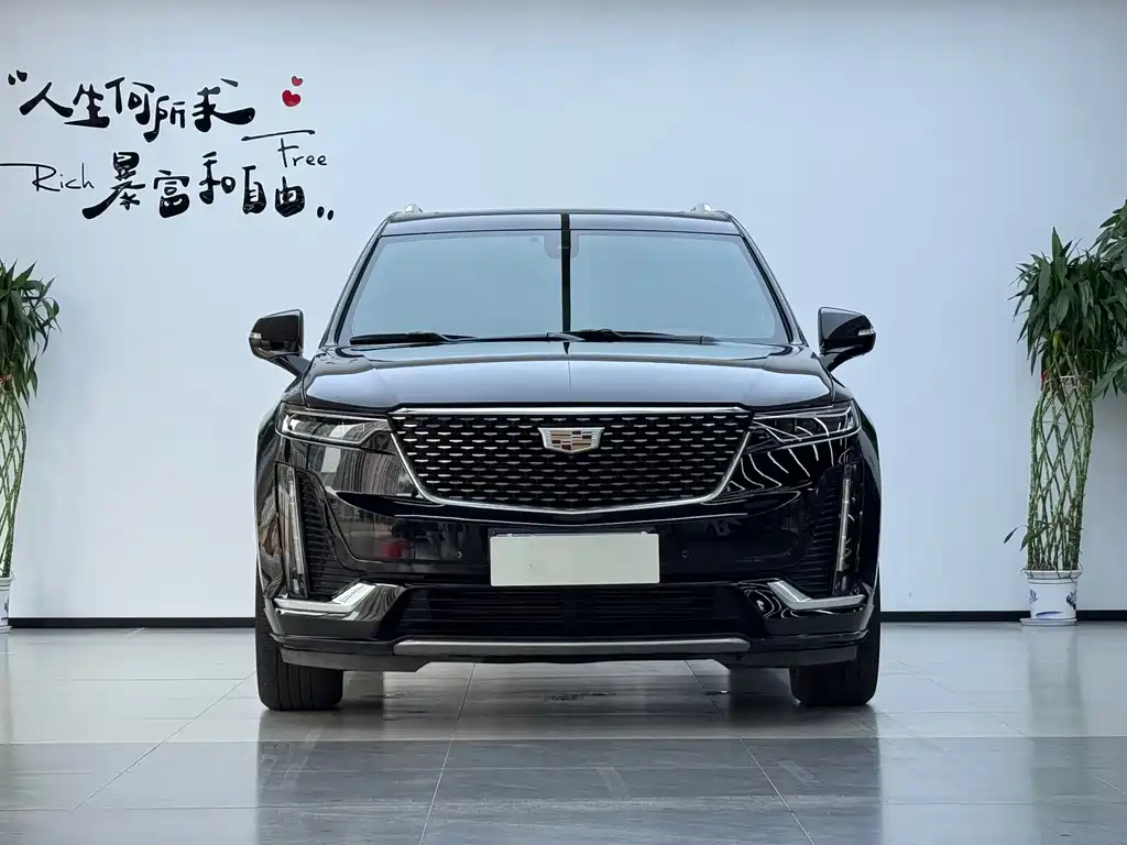 Cadillac XT6 — фото 2