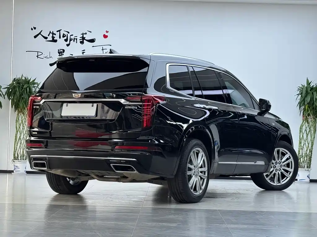 Cadillac XT6 — фото 3