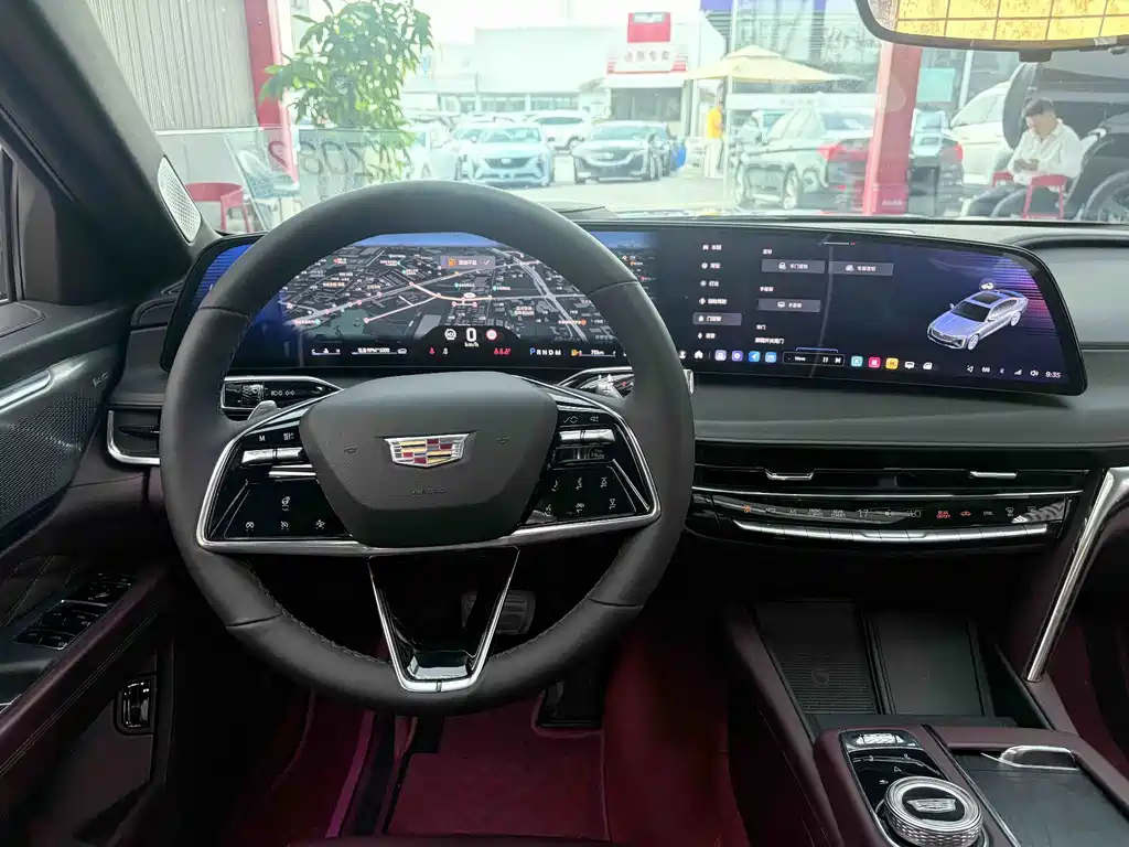 Cadillac CT6 — фото 10