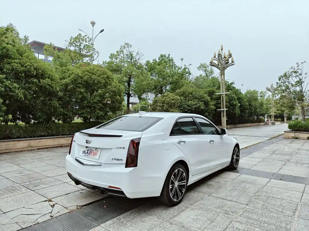 Cadillac ATS-L — фото 6