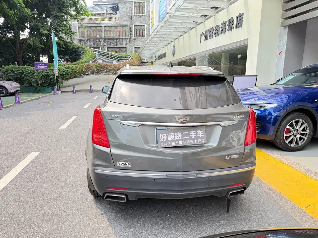 Cadillac XT5 — фото 3