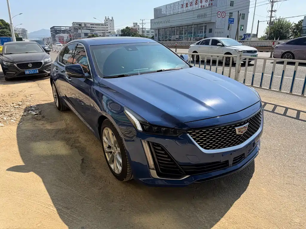 Cadillac CT5 — фото 3
