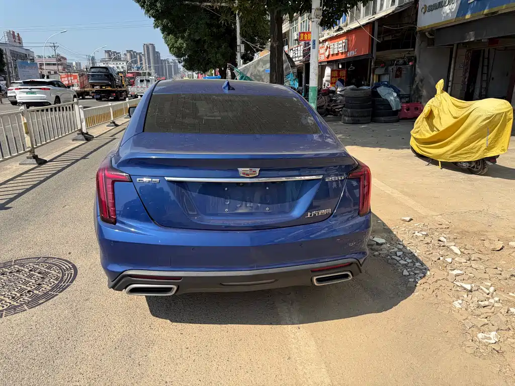 Cadillac CT5 — фото 8