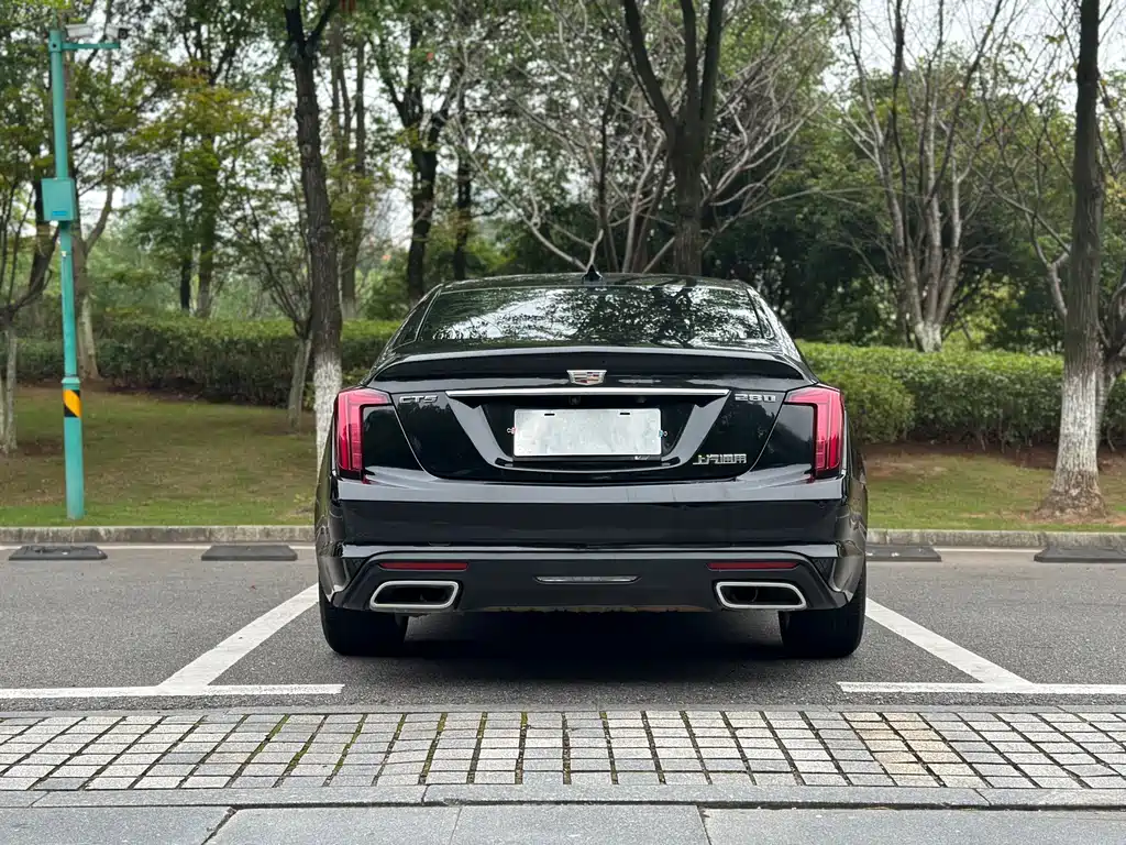 Cadillac CT5 — фото 9