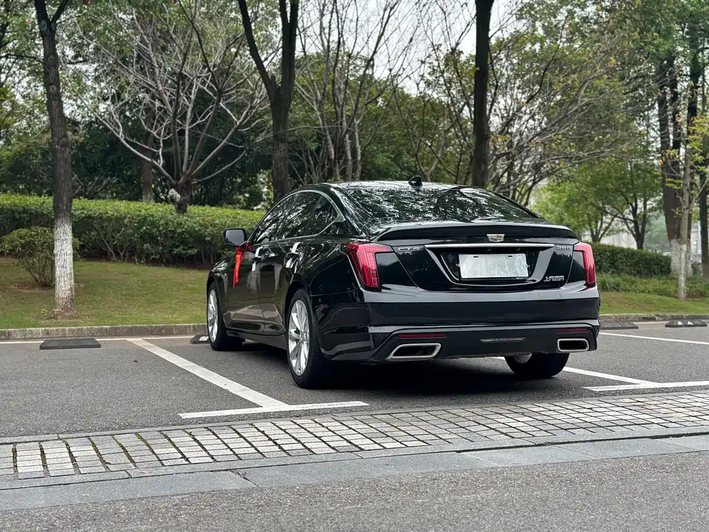 Cadillac CT5 — фото 10