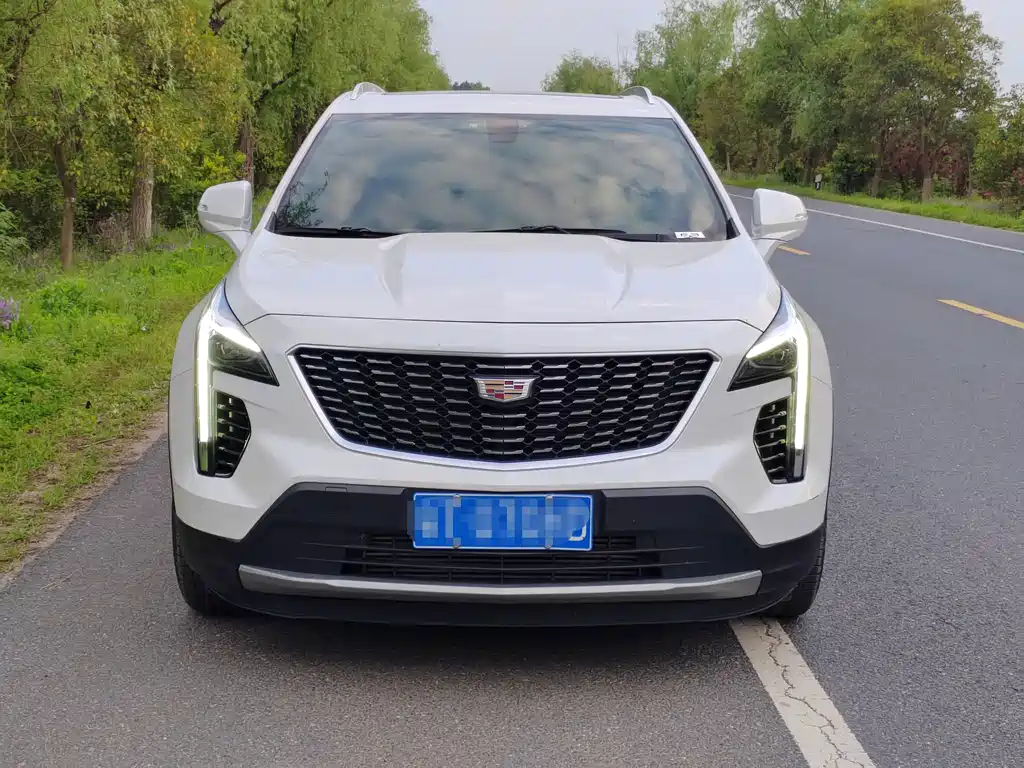 Cadillac XT4 — фото 3