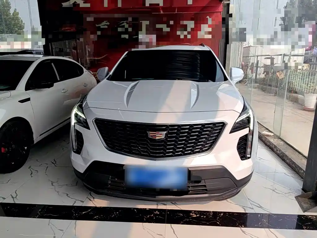 Cadillac XT4 — фото 3