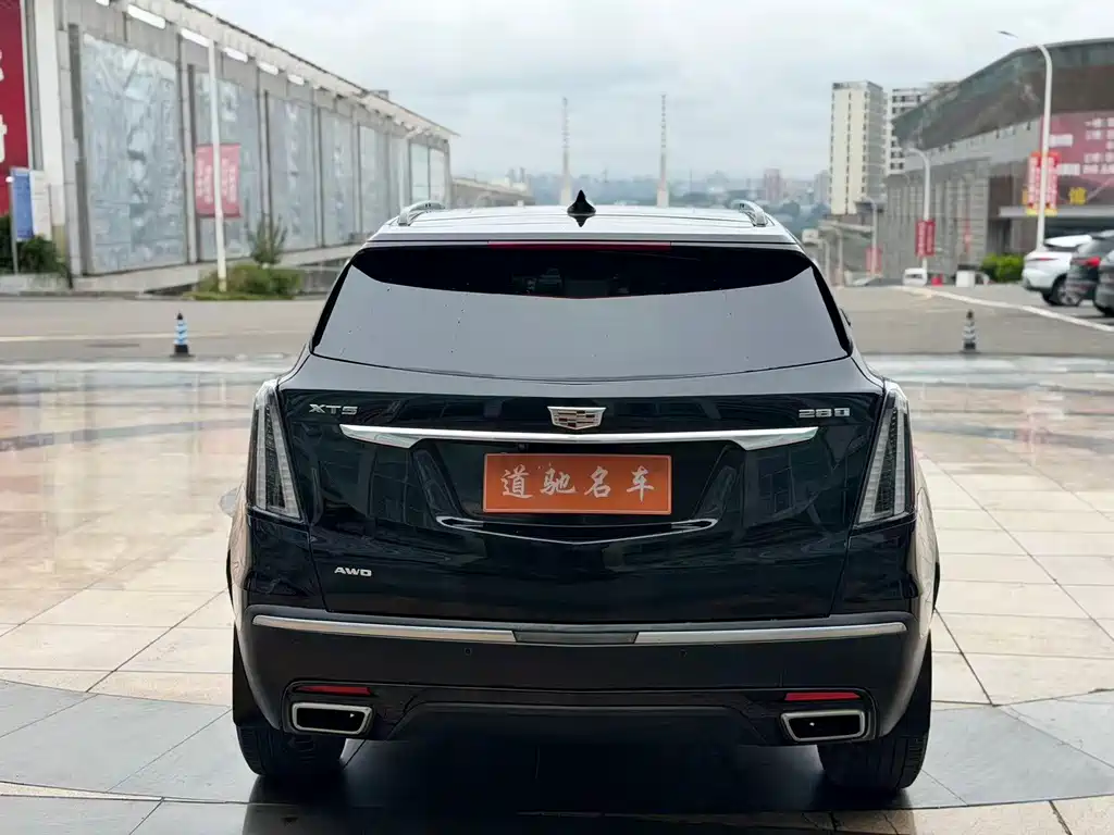Cadillac XT5 — фото 5