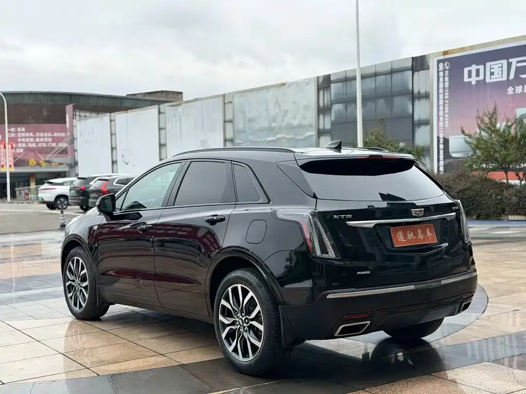 Cadillac XT5 — фото 8
