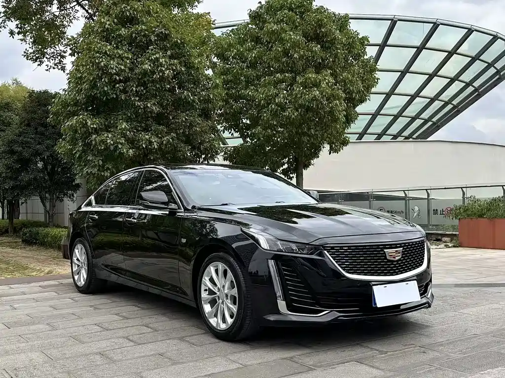Cadillac CT5 — фото 3