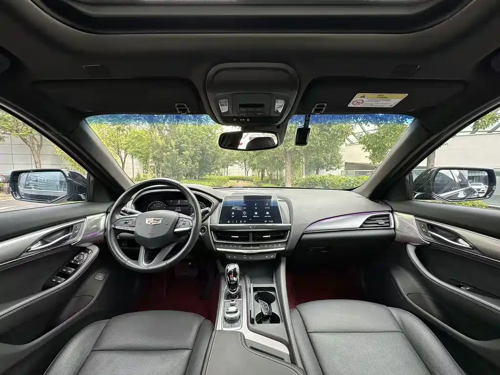 Cadillac CT5 — фото 5