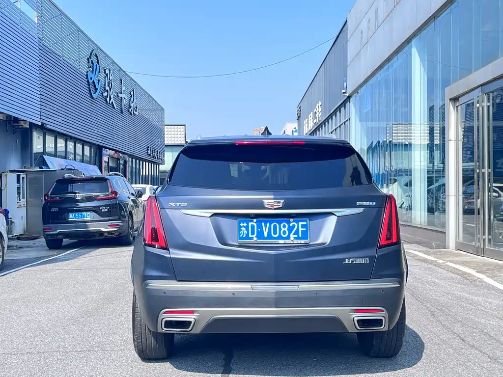 Cadillac XT5 — фото 6