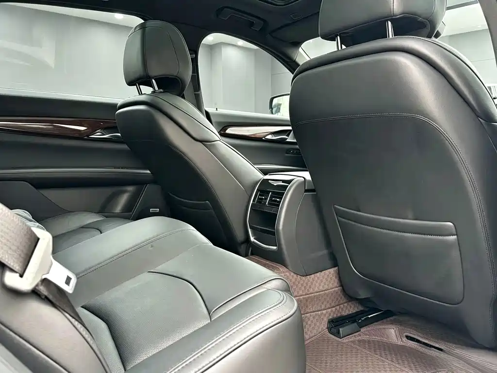 Cadillac CT6 — фото 5