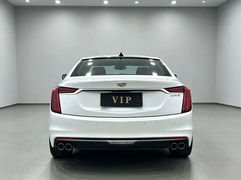 Cadillac CT6 — фото 8