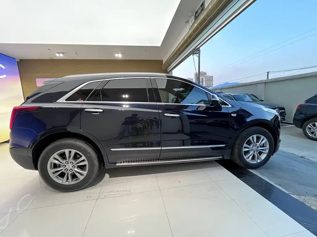 Cadillac XT5 — фото 7