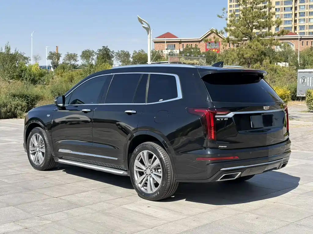 Cadillac XT6 — фото 7