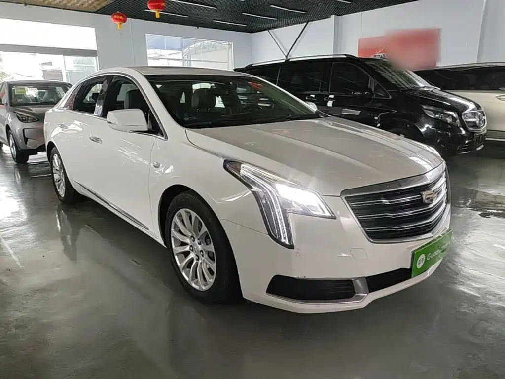 Cadillac XTS — фото 4
