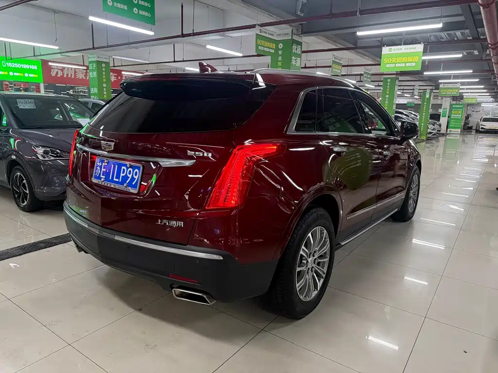 Cadillac XT5 — фото 5