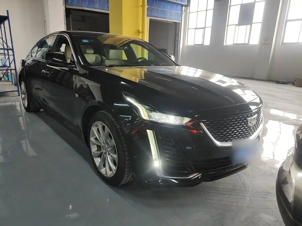 Cadillac CT5 — фото 4