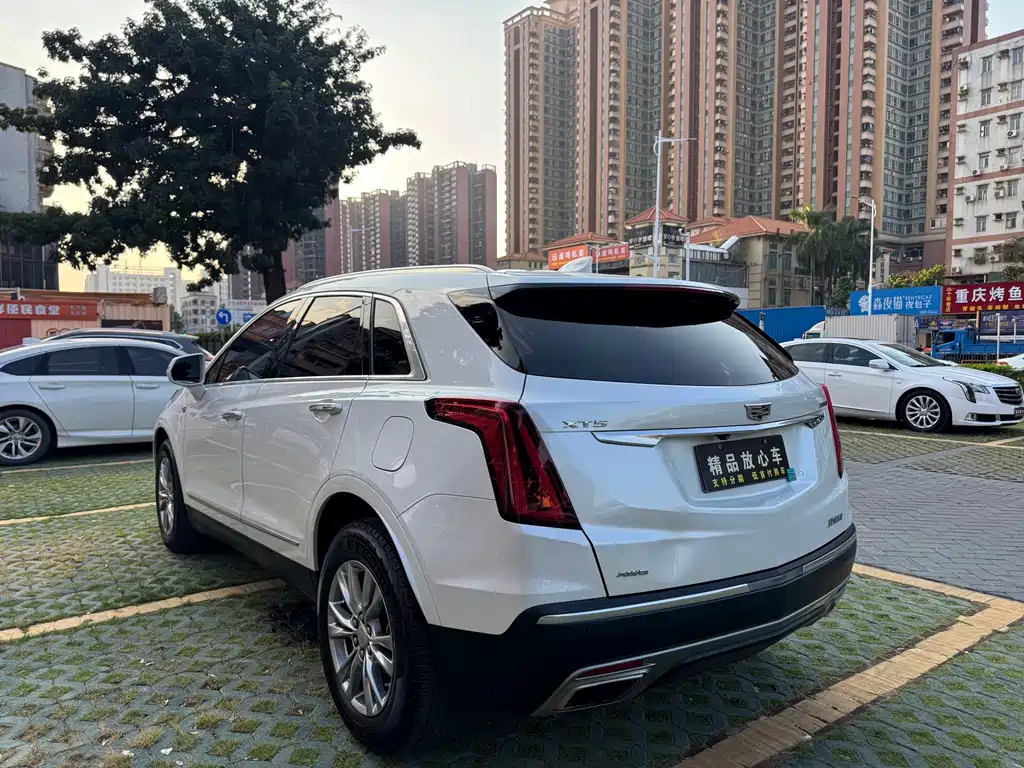 Cadillac XT5 — фото 4