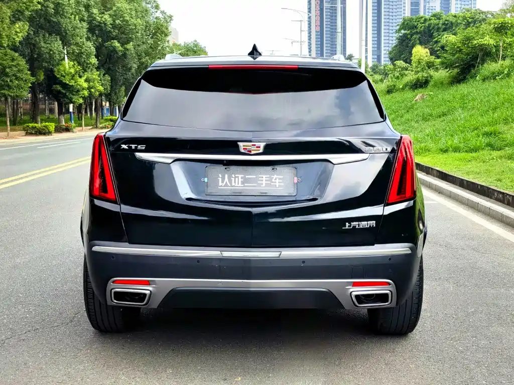 Cadillac XT5 — фото 6
