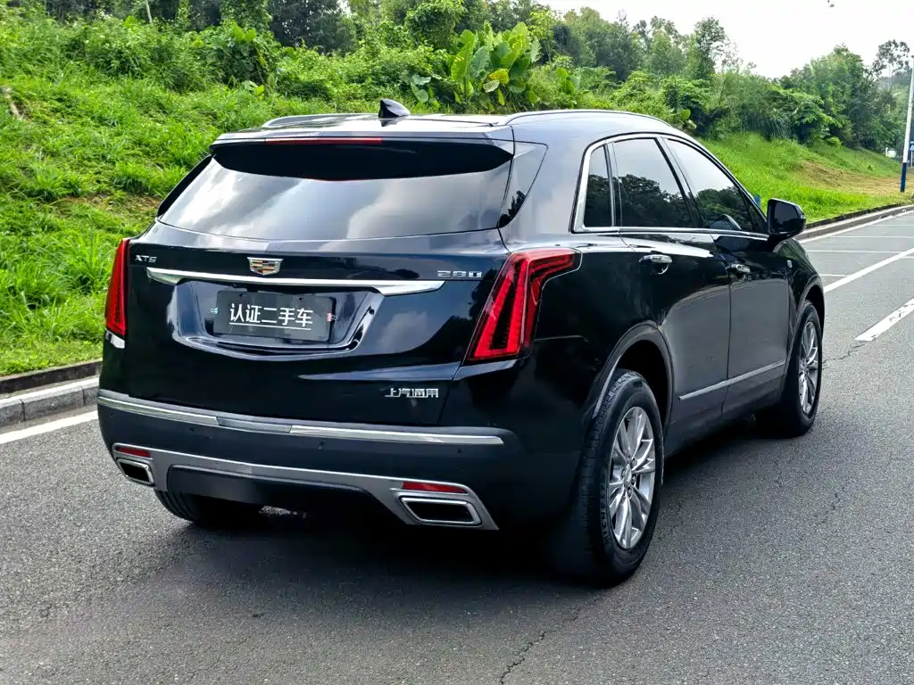 Cadillac XT5 — фото 7