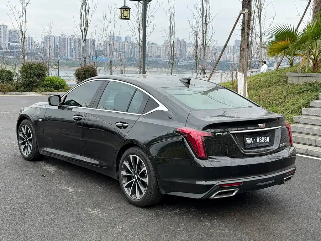 Cadillac CT5 — фото 5